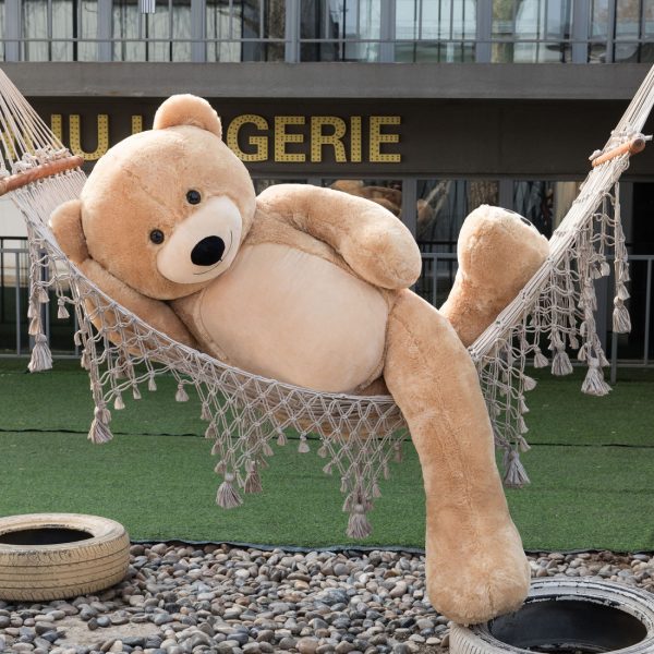 Daney teddy bear 6foot light brown 011